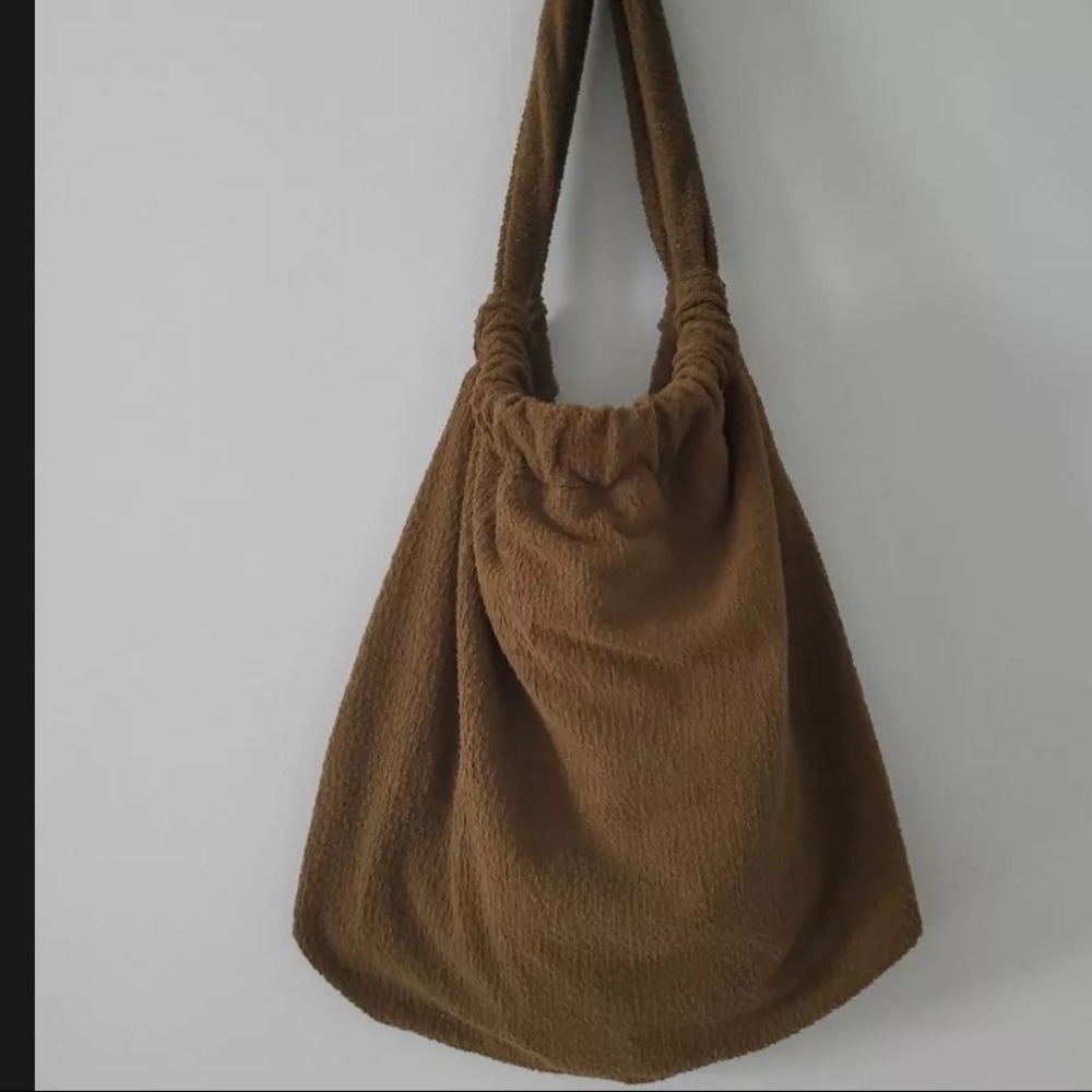 Varley Rickie Bag in Dark Olive - Picture 3 of 5